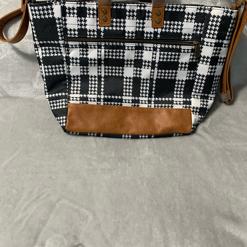 NWOT: Thirty-One Step-Up Tote in “Houndstooth Plaid.”